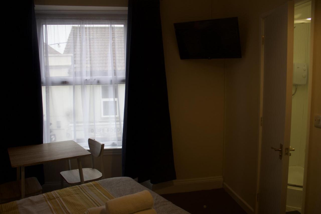 ווסטון סופר מארה Elm Tree Guest House מראה חיצוני תמונה