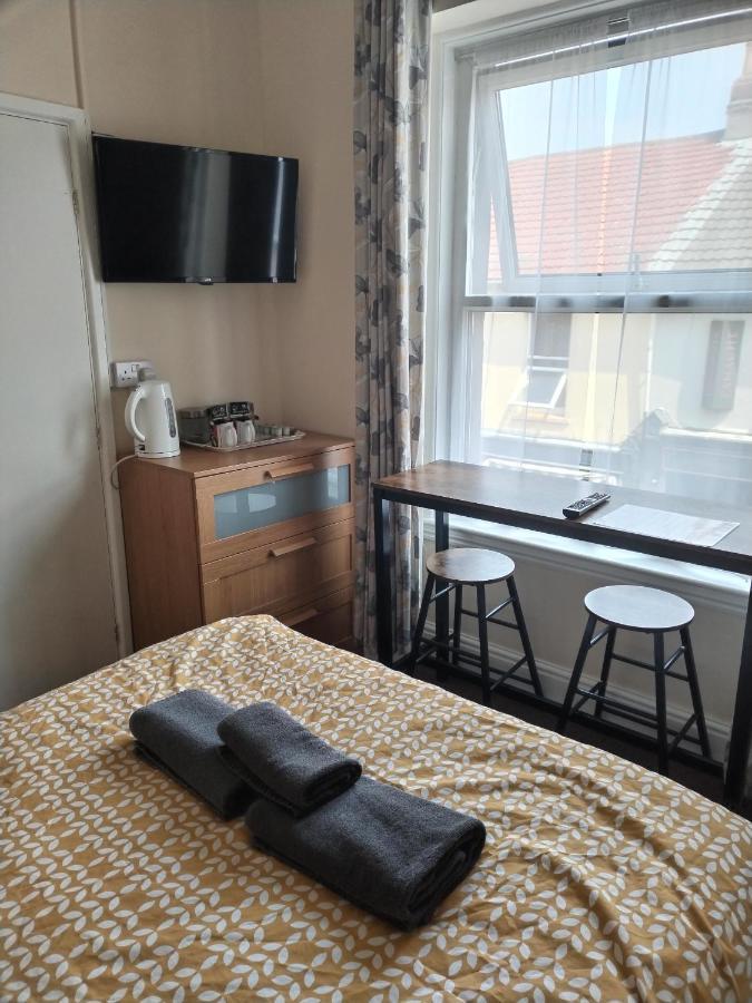 ווסטון סופר מארה Elm Tree Guest House מראה חיצוני תמונה